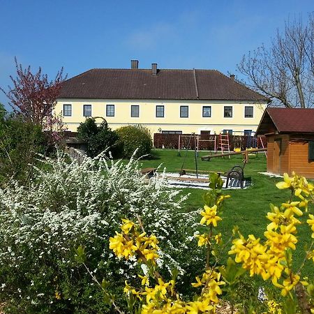 Familienbauernhof Strassbauer Villa Steinakirchen Am Forst Dış mekan fotoğraf